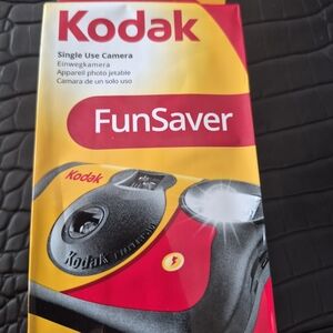 Kodak FunSaver Single-Use Camera - Red & Black